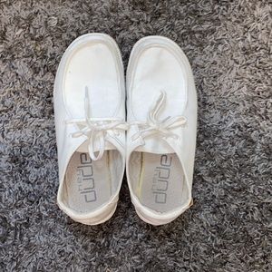 Hey dude shoes